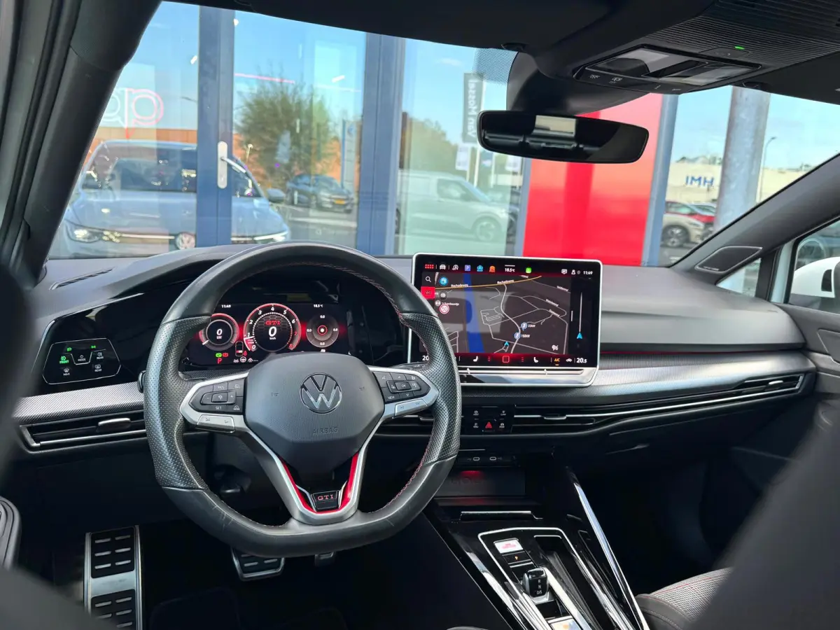 2.0 TSI GTI Vol ! | Panorama | IQ-Lights | H/K | Head-UP | Camera | Carplay | BTW |