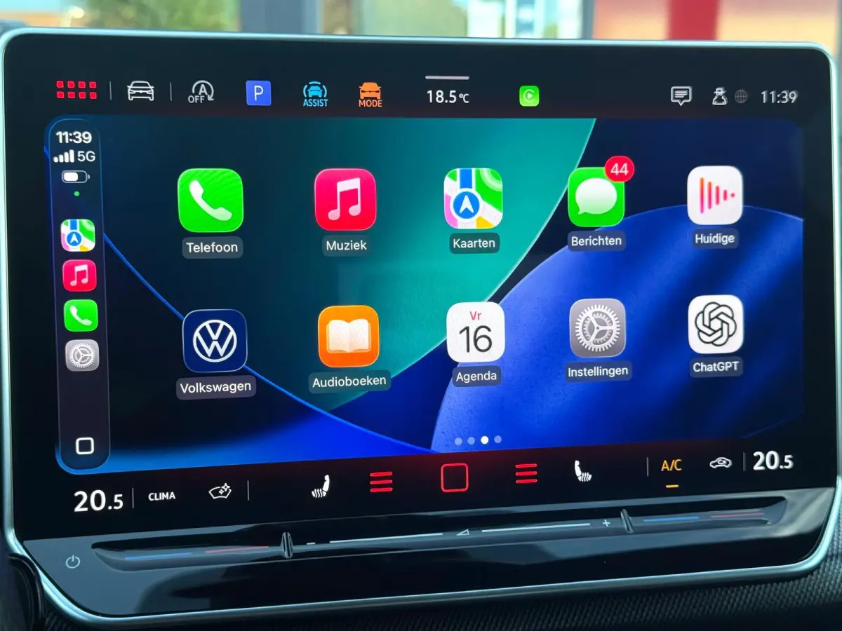 2.0 TSI GTI Vol ! | Panorama | IQ-Lights | H/K | Head-UP | Camera | Carplay | BTW |