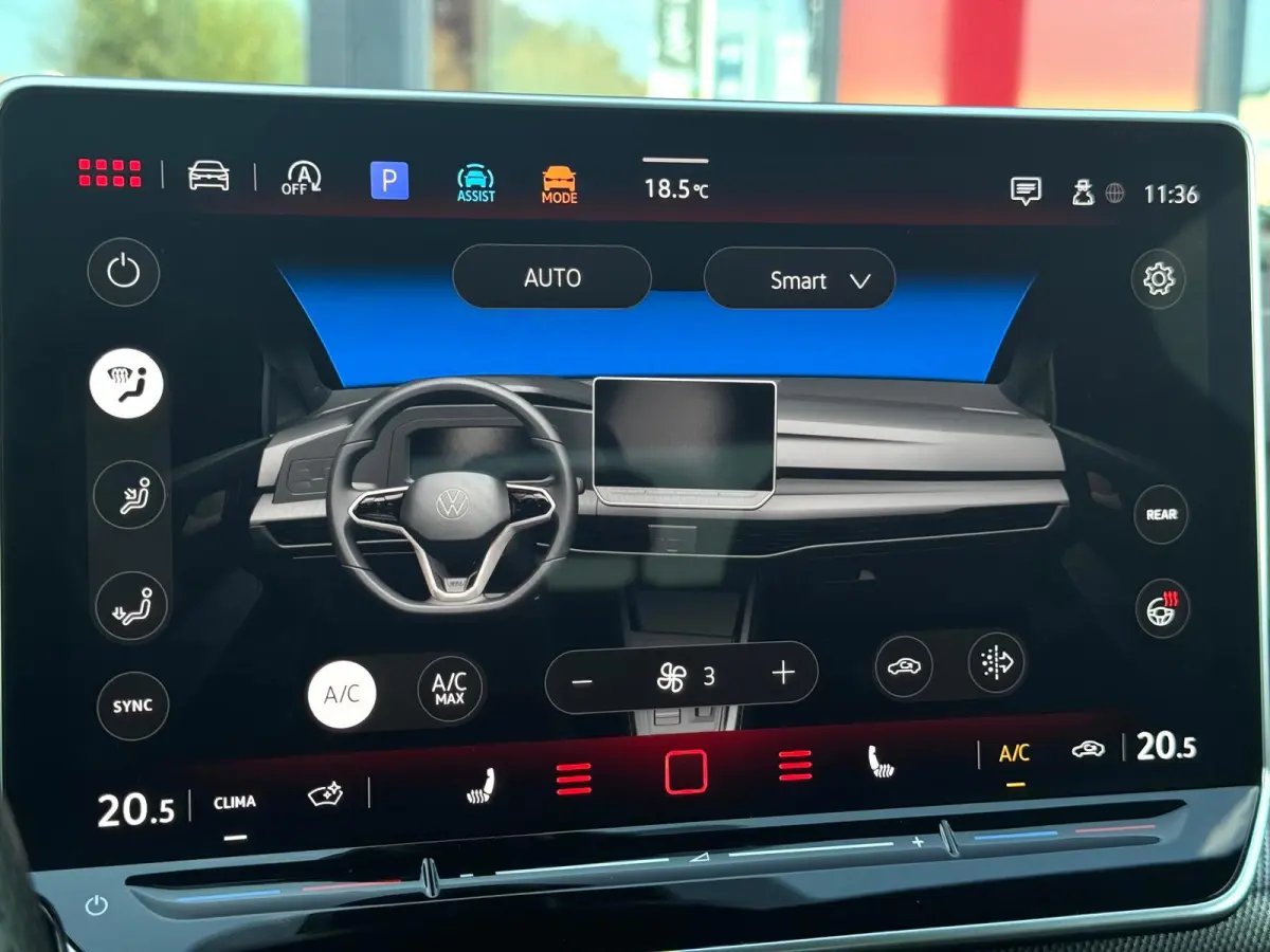 2.0 TSI GTI Vol ! | Panorama | IQ-Lights | H/K | Head-UP | Camera | Carplay | BTW |