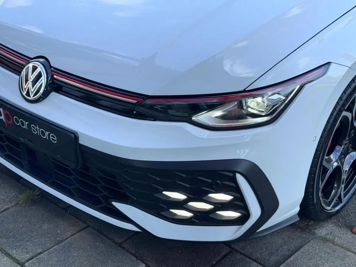 2.0 TSI GTI Vol ! | Panorama | IQ-Lights | H/K | Head-UP | Camera | Carplay | BTW |
