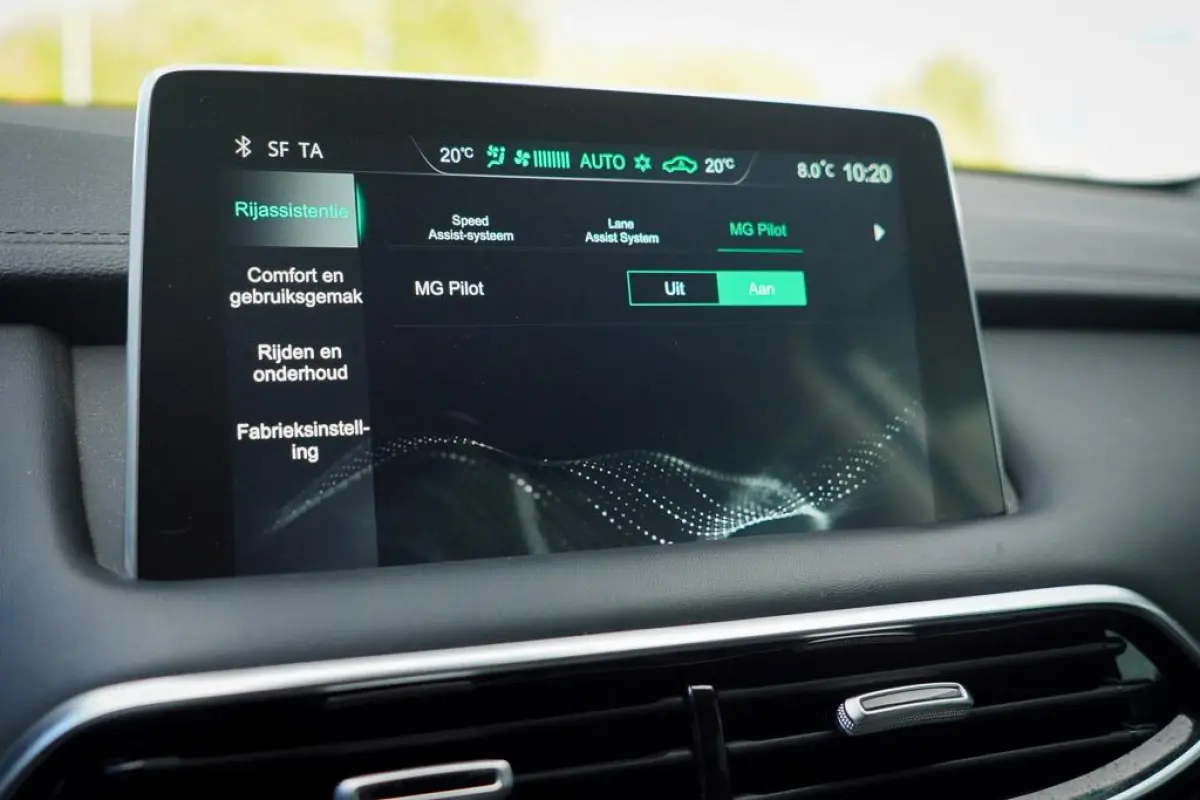 1.5 TGDI Edition1 Plug-in Hybrid / Trekhaak / Incl BTW / Carplay / Leder