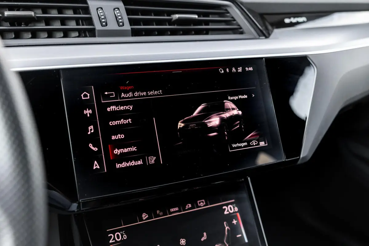 55 408pk quattro S edition 115 kWh | 22'' velgen | Luchtvering | Apple Carplay/Android Auto