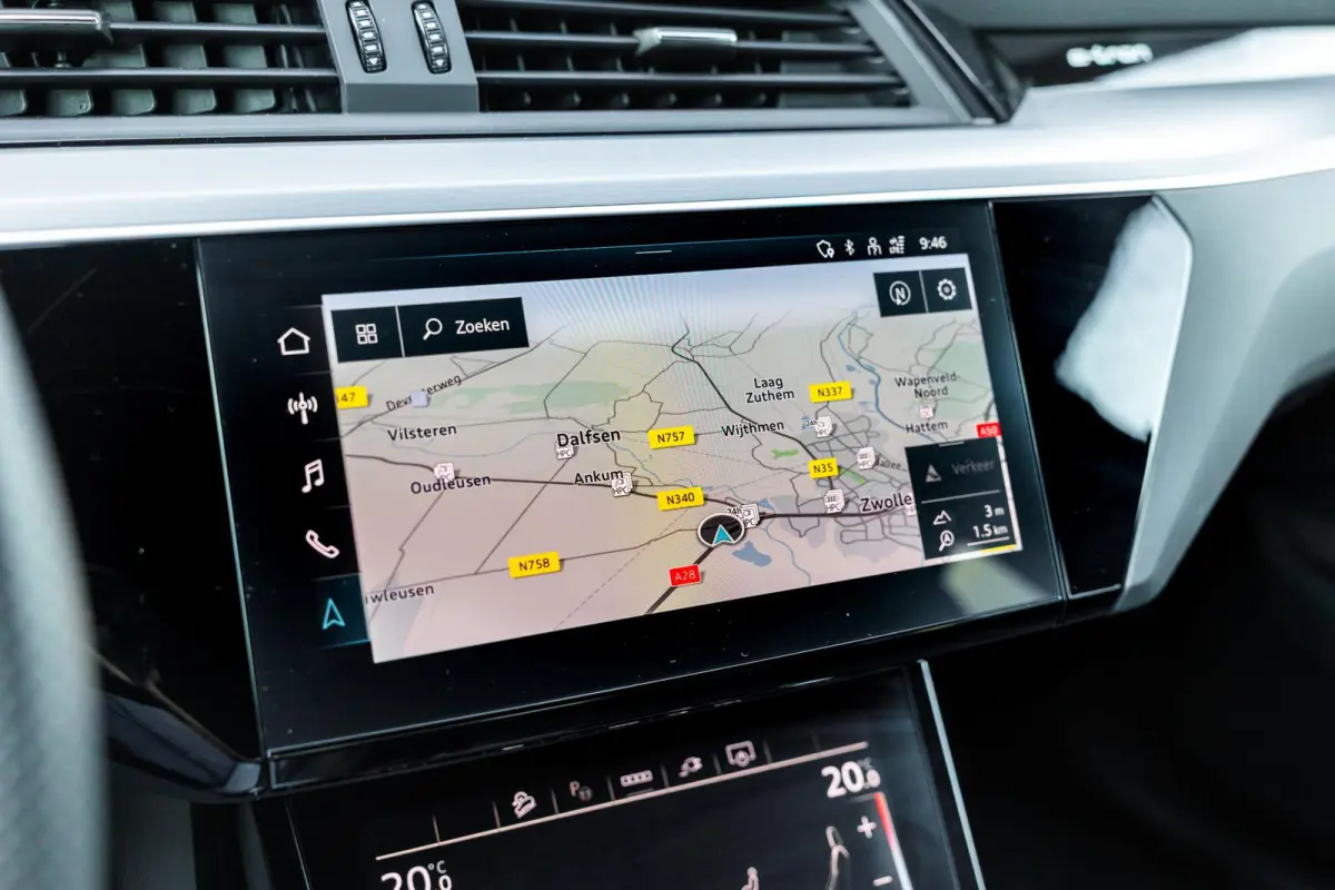 55 408pk quattro S edition 115 kWh | 22'' velgen | Luchtvering | Apple Carplay/Android Auto