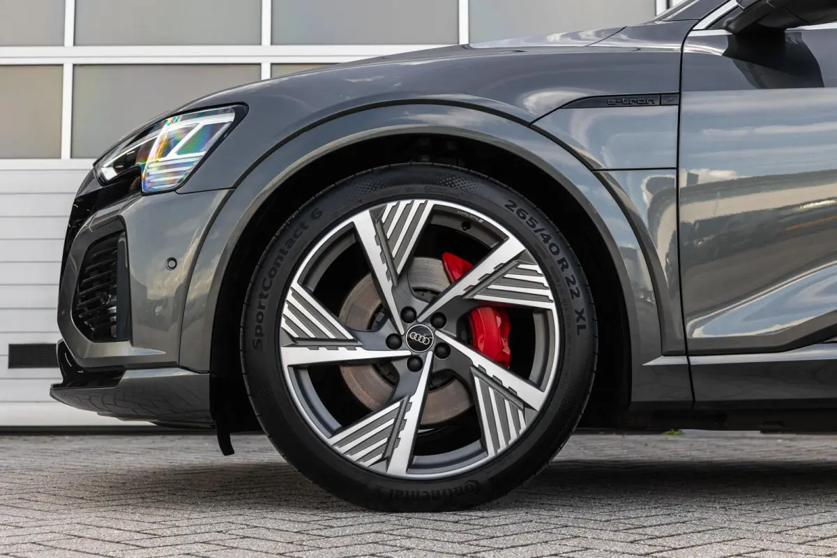 55 408pk quattro S edition 115 kWh | 22'' velgen | Luchtvering | Apple Carplay/Android Auto