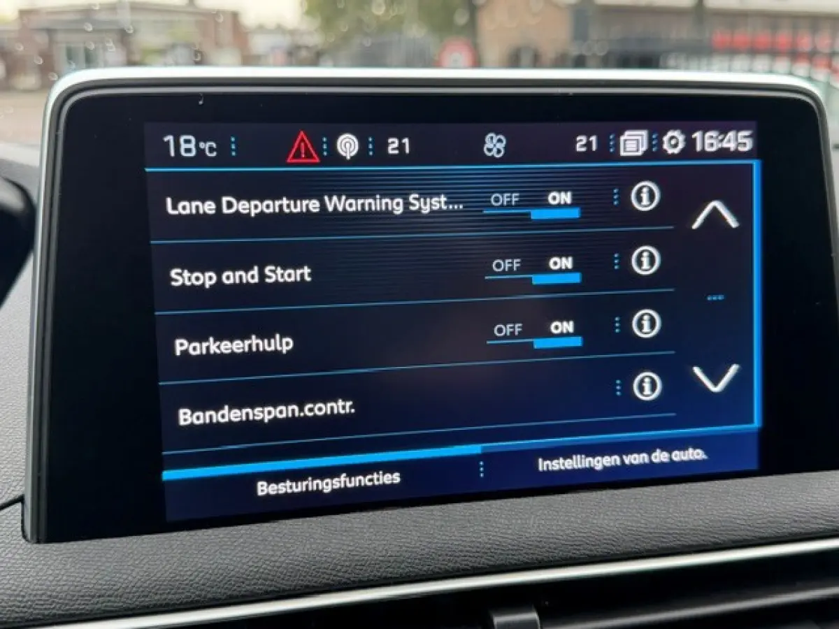 1.2 PureTech Crossway Pano 7P. Keyless Leer Navi!!