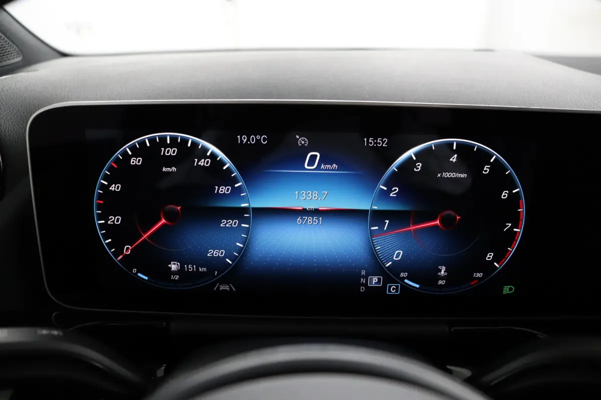 180 Business Solution | Apple Carplay/Android Auto | trekhaak |
