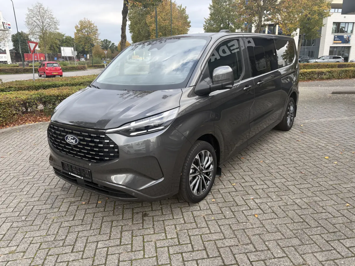 Tourneo 340 2.5 PHEV L2H1 Titanium X | Ex.BTW/Incl.BPM | FULL OPTIONS! | E-Trekhaak | Panodak | Elek. zijschuifdeuren | AGR-stoelen | etc. etc.