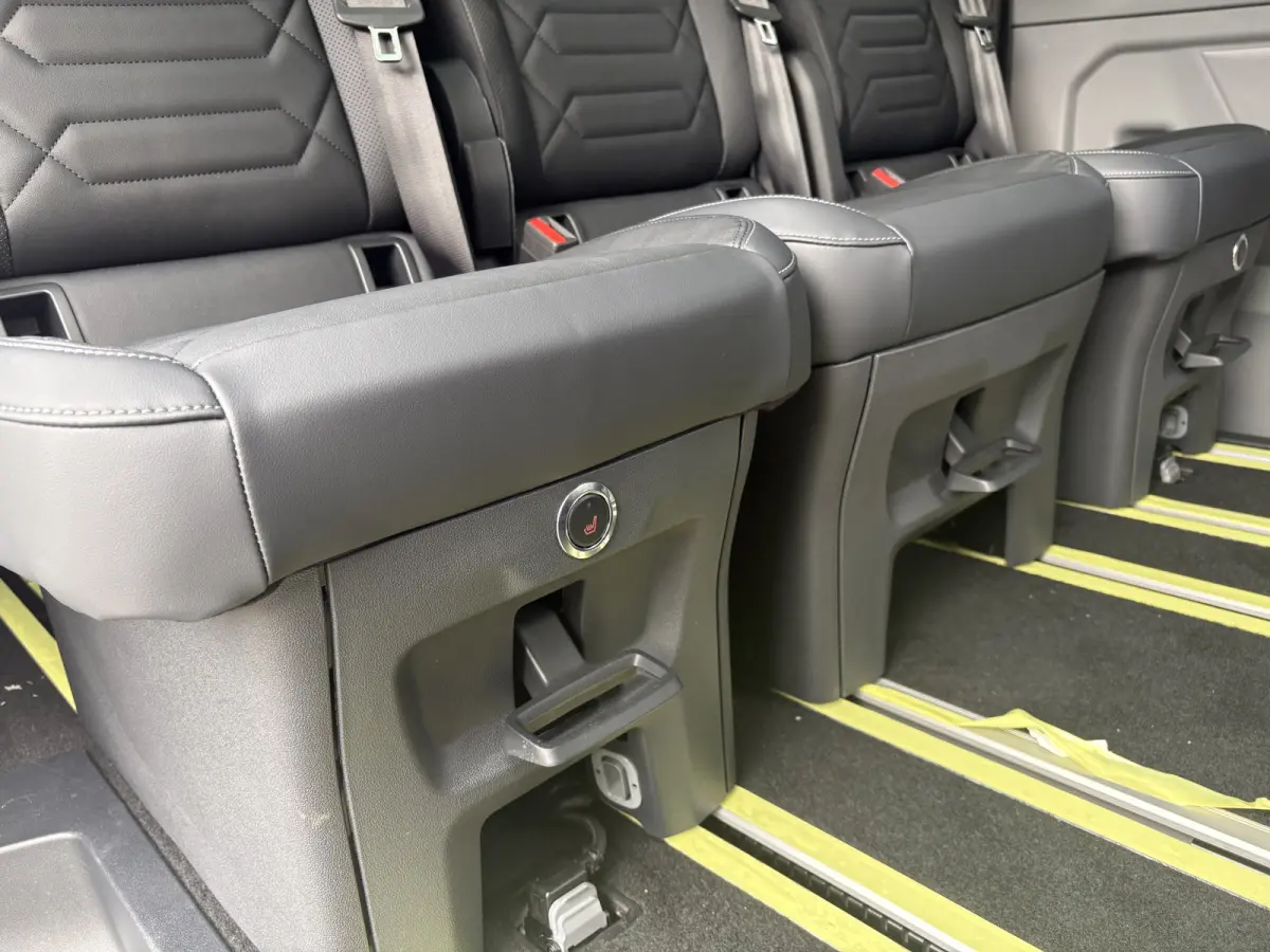 Tourneo 340 2.5 PHEV L2H1 Titanium X | Ex.BTW/Incl.BPM | FULL OPTIONS! | E-Trekhaak | Panodak | Elek. zijschuifdeuren | AGR-stoelen | etc. etc.