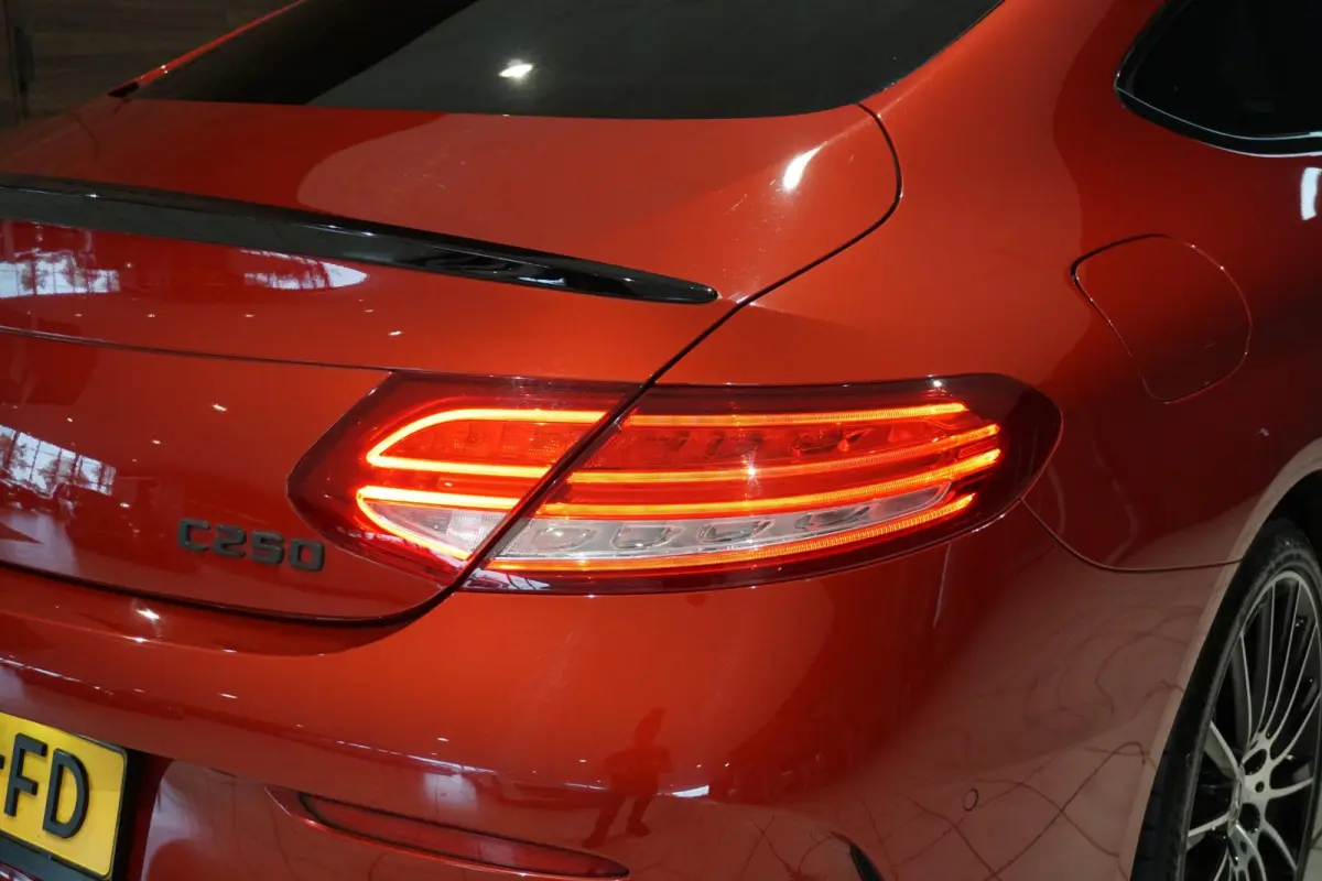 250 AMG-line 211PK + PANORAMA / CAMERA / STOELVERWARMING