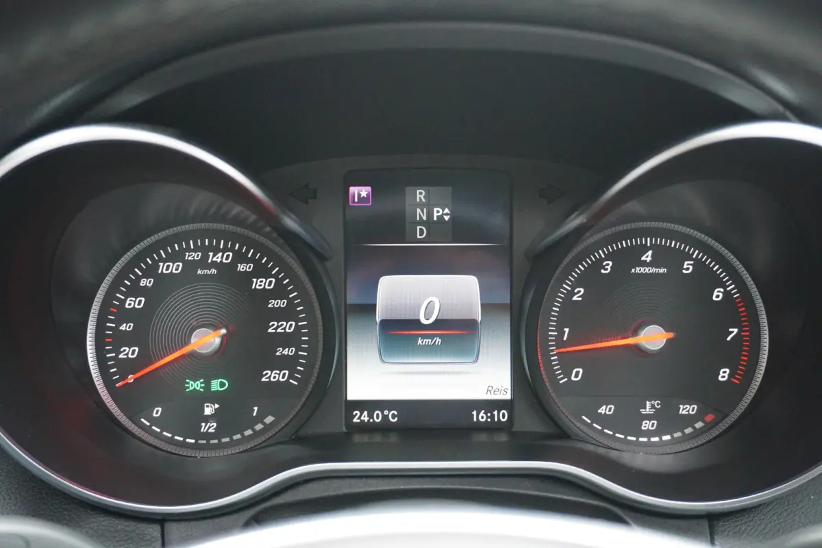 250 AMG-line 211PK + PANORAMA / CAMERA / STOELVERWARMING