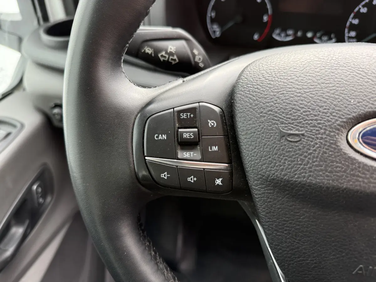 2.0 TDCI 130PK Bakwagen L4 Cruise Control Airco Parkeersensoren Voor Koffer Bakwagen Meubelbak