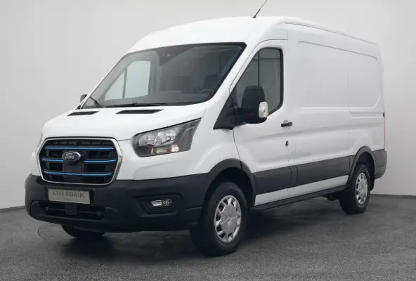 350 L3H2 Trend 68 kWh | STOELVERWARMING