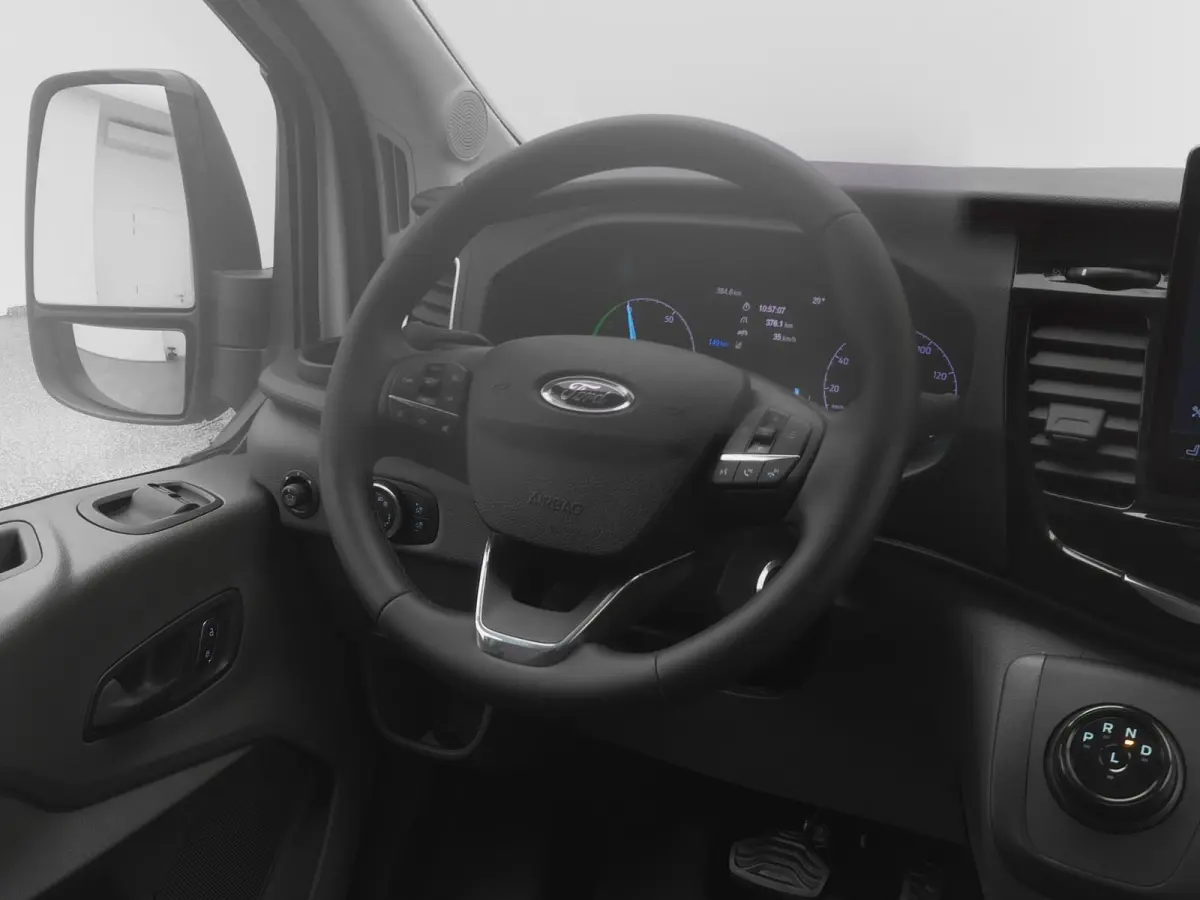 350 L3H2 Trend 68 kWh | STOELVERWARMING