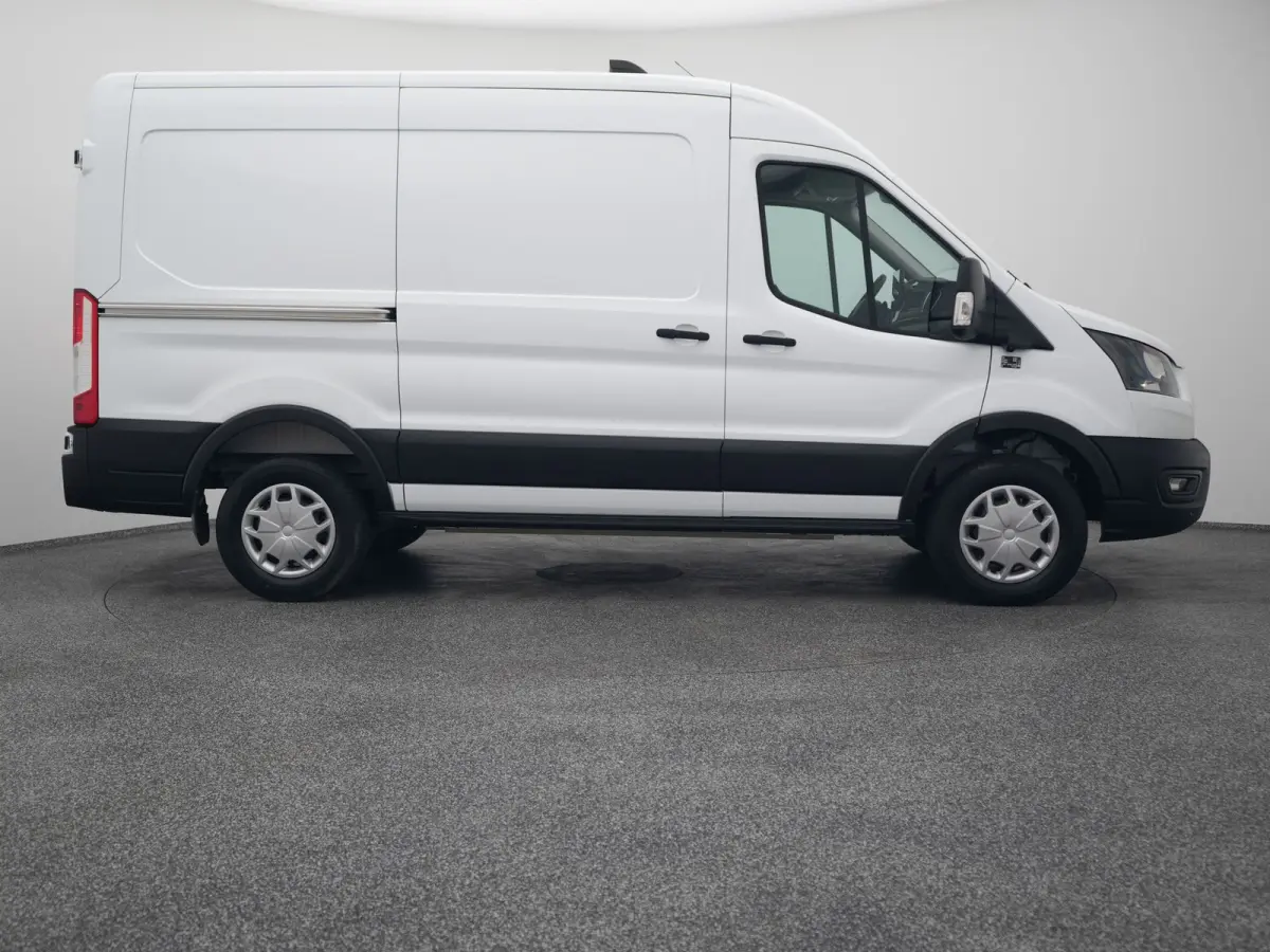 350 L3H2 Trend 68 kWh | STOELVERWARMING