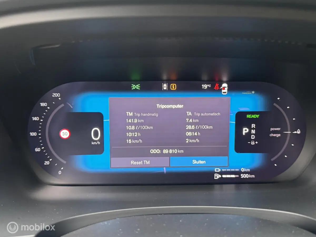 2.0 T6 Plug-in hybrid AWD Plus Dark