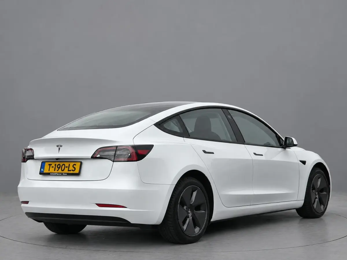 Long Range RWD 75kWh SOH 92,9%