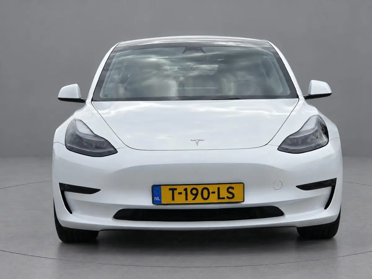 Long Range RWD 75kWh SOH 92,9%