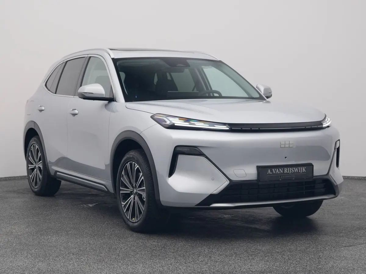 NEW | 1.5 Max+ | 18x BESCHIKBAAR | 136 KM ELEKTRISCH | PANO | HUD | ADAPTIVE | STOEL- EN STUURVERW. + VENT. + MASSAGE