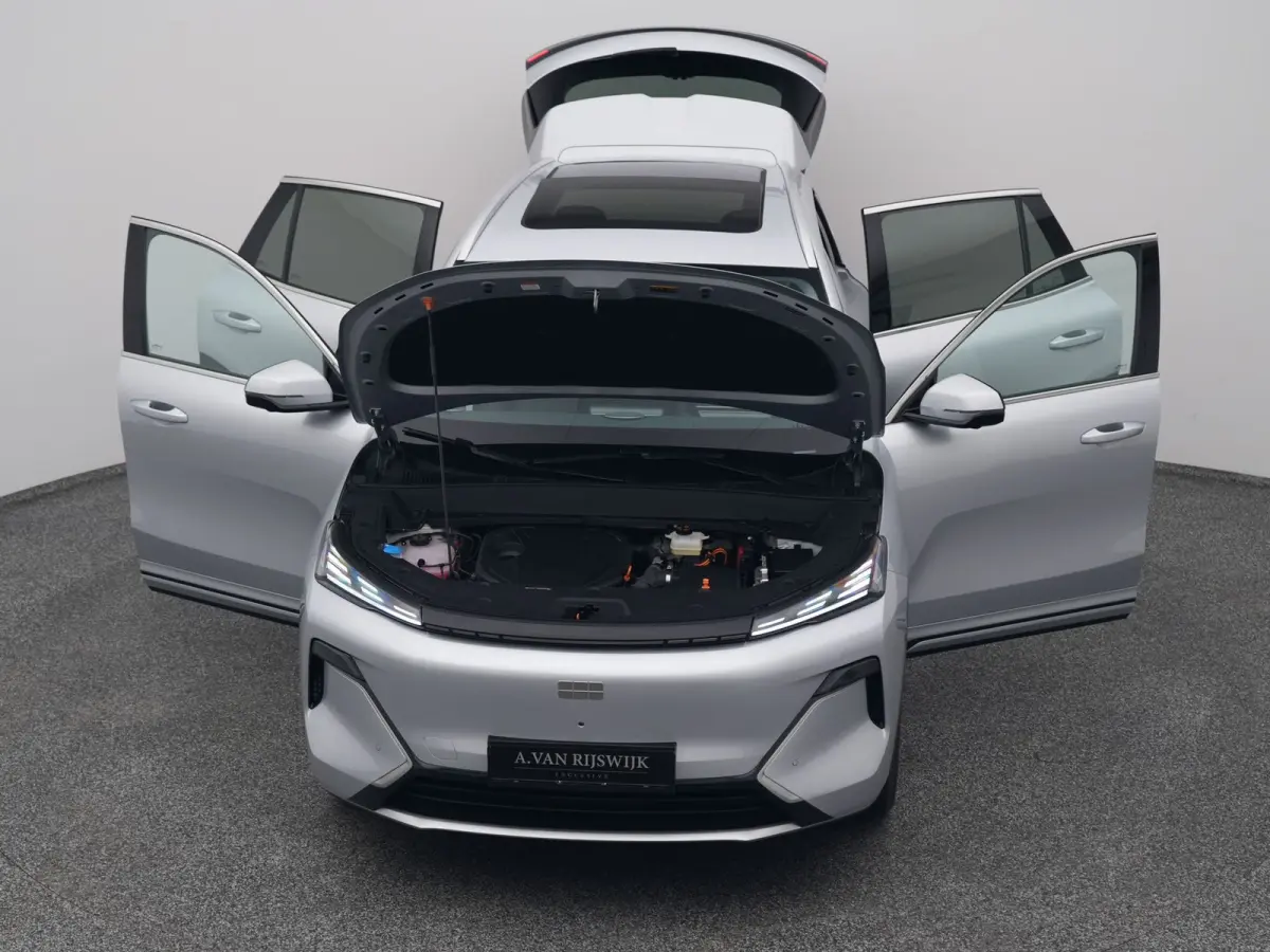 NEW | 1.5 Max+ | 18x BESCHIKBAAR | 136 KM ELEKTRISCH | PANO | HUD | ADAPTIVE | STOEL- EN STUURVERW. + VENT. + MASSAGE