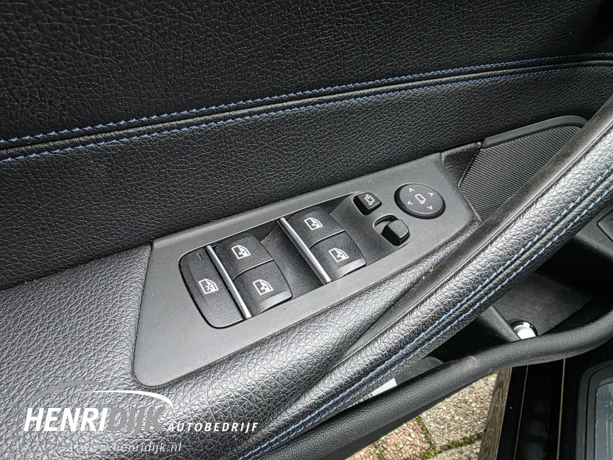 530i xDrive High Executive M Sport Pano / 360 Camera / H&K / Navi / Elek Aklep