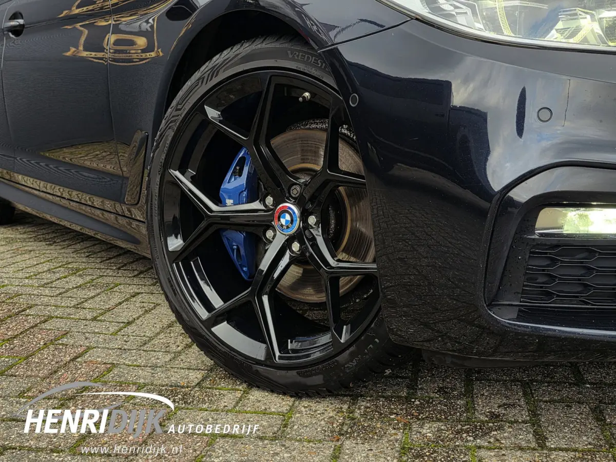 530i xDrive High Executive M Sport Pano / 360 Camera / H&K / Navi / Elek Aklep