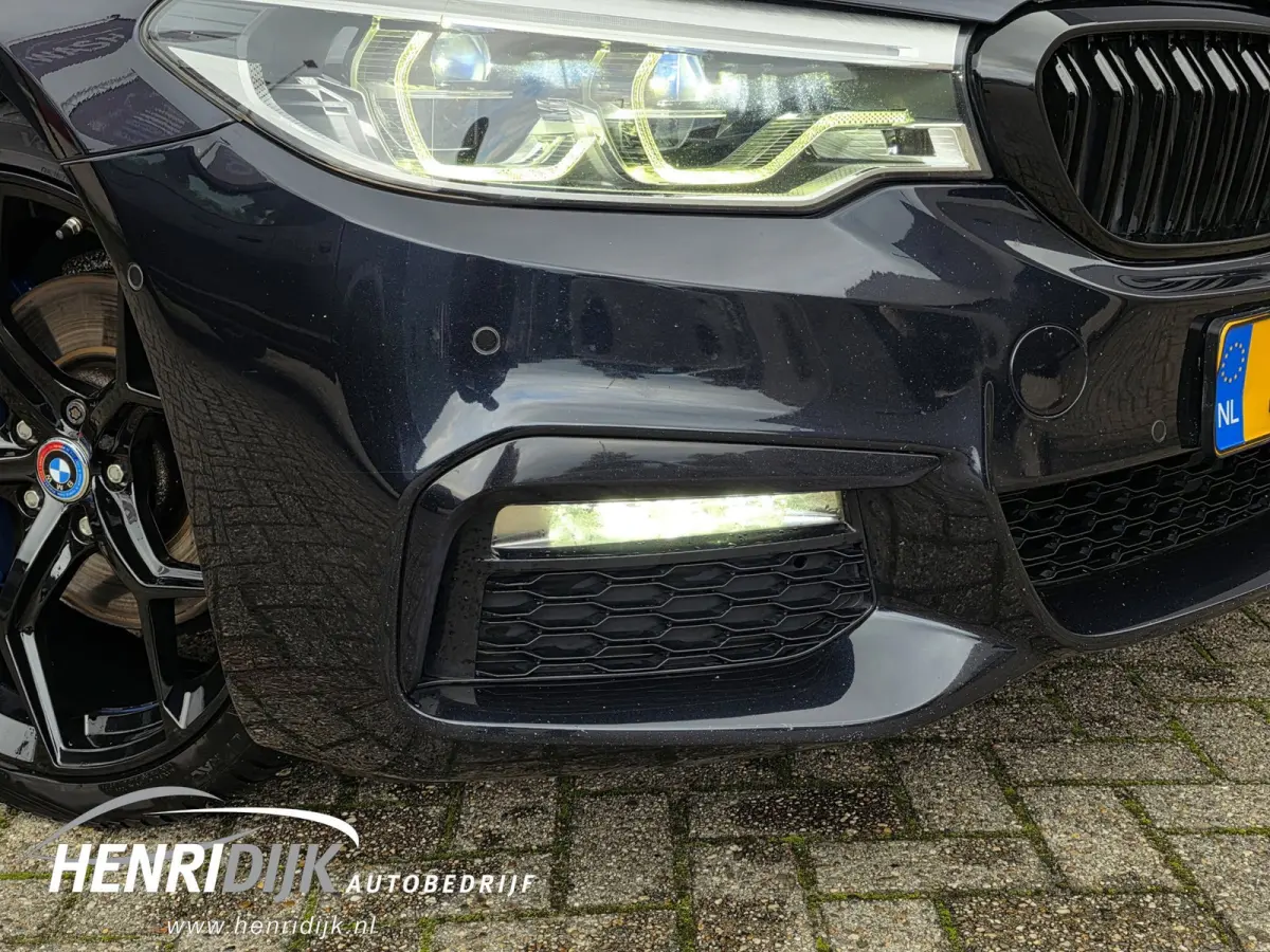 530i xDrive High Executive M Sport Pano / 360 Camera / H&K / Navi / Elek Aklep