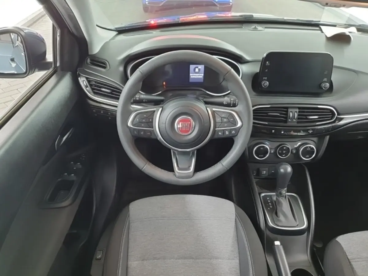 Cross 1.5 Hybrid 1e-Eig. & Keurig-Onderh. BOVAG-Garantie. NL-Auto