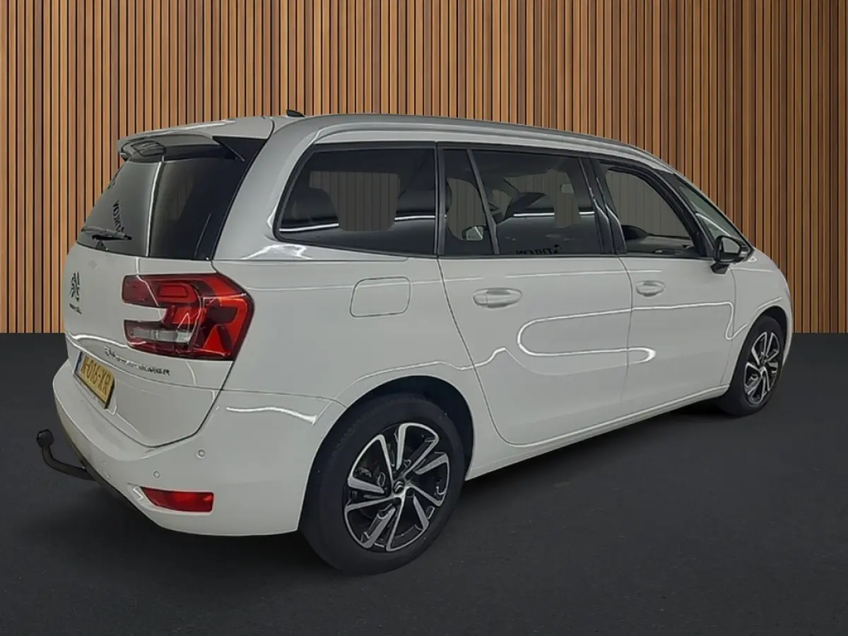 1.2 PureTech Shine 1e-Eig. & Dealer-Onderh. BOVAG-Garantie. NL-Auto