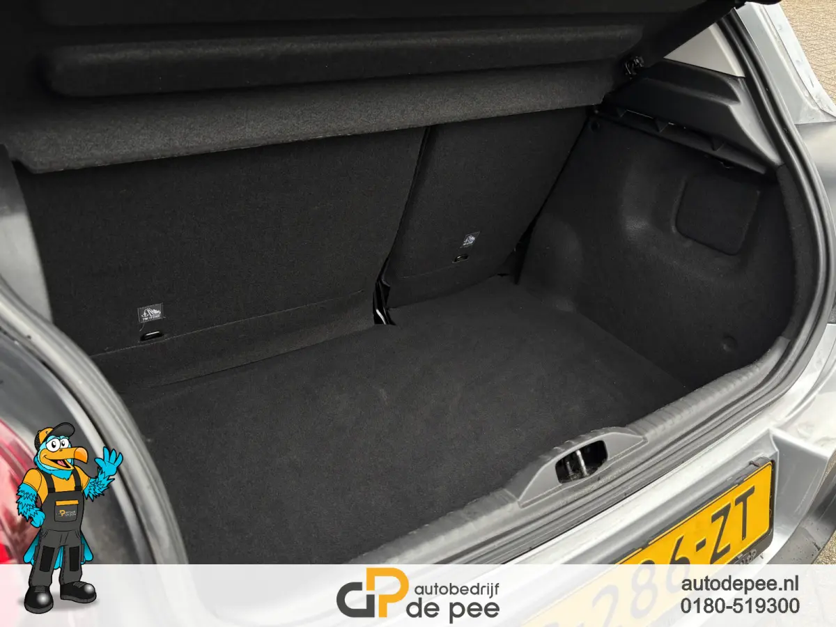 1.2 PureTech Business GARANTIE/CRUISE/CLIMA/CARPLAY/PARKEERSENS./LICHTMETAAL rijklaarprijs!