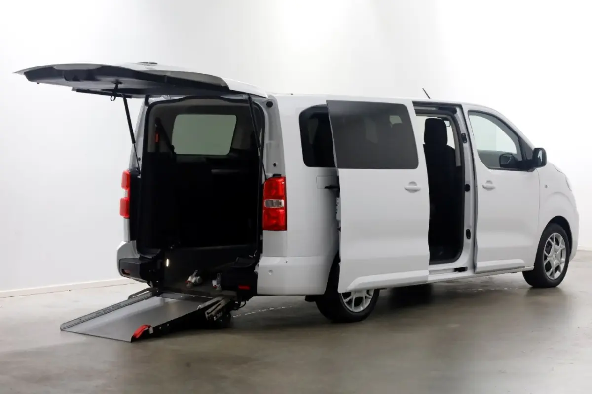 e-Jumpy 75 kWh L3 Rolstoelbus 100% Elektrisch Snellader SOH 97,2% incl BTW 05-2024