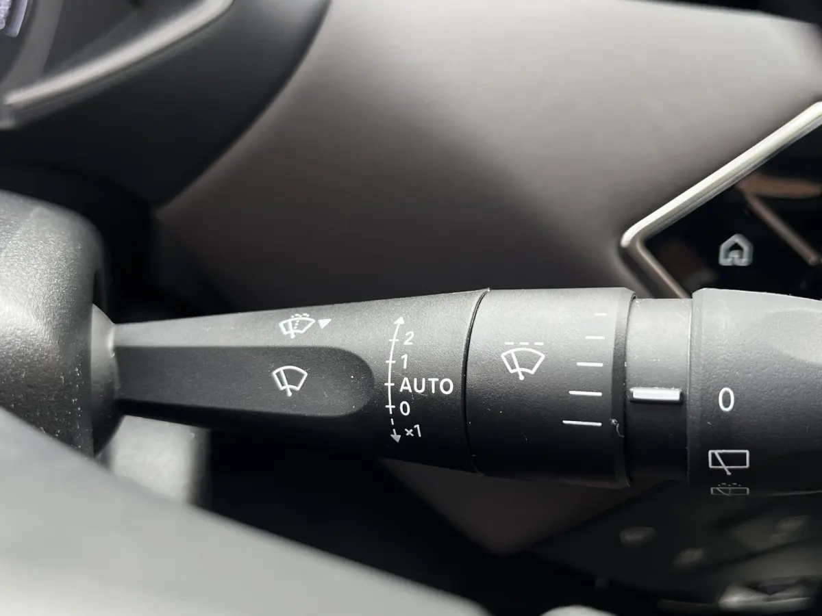 Antoine de saint Exupéry 54 kWh | Camera rondom | Keyless | Stoelverwarming |