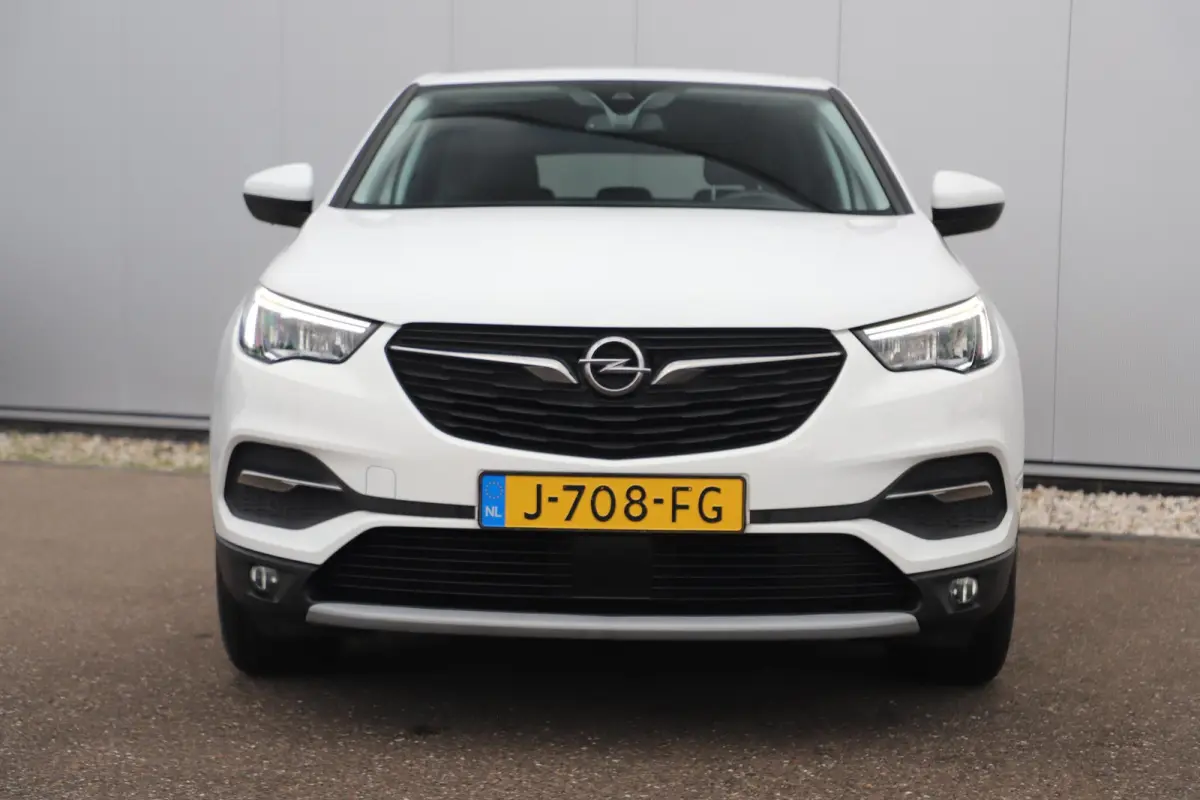 1.2 Turbo Innovation 131PK NIEUWE DB RIEM! Navigatie Achteruitrijcamera Sportstoelen Carplay Android Climate Cruise Control