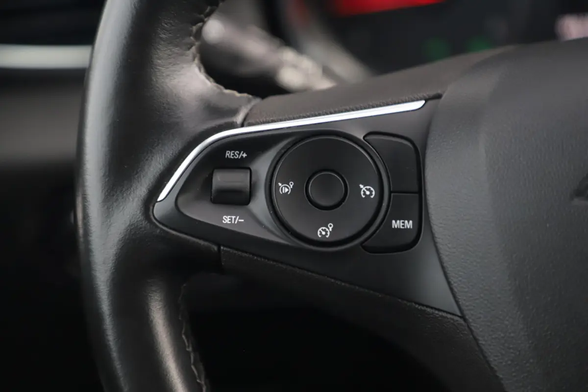 1.2 Turbo Innovation 131PK NIEUWE DB RIEM! Navigatie Achteruitrijcamera Sportstoelen Carplay Android Climate Cruise Control