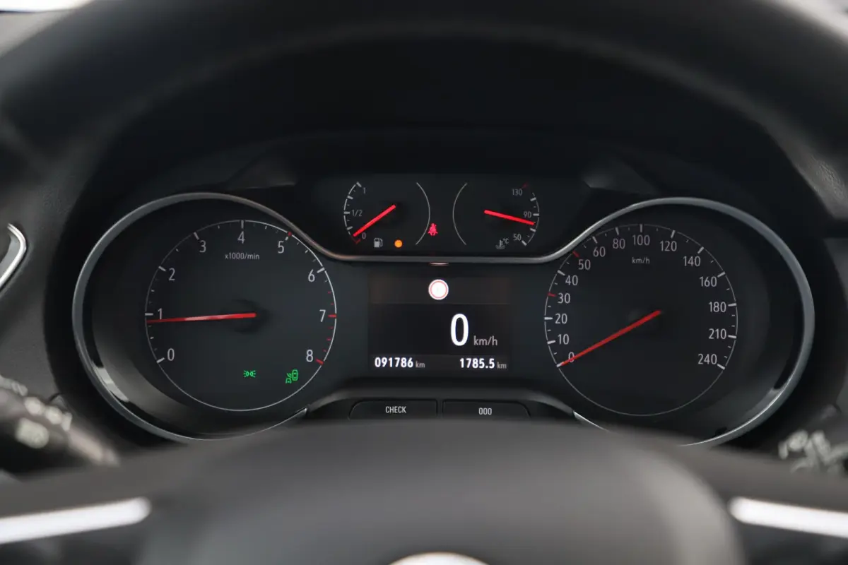1.2 Turbo Innovation 131PK NIEUWE DB RIEM! Navigatie Achteruitrijcamera Sportstoelen Carplay Android Climate Cruise Control
