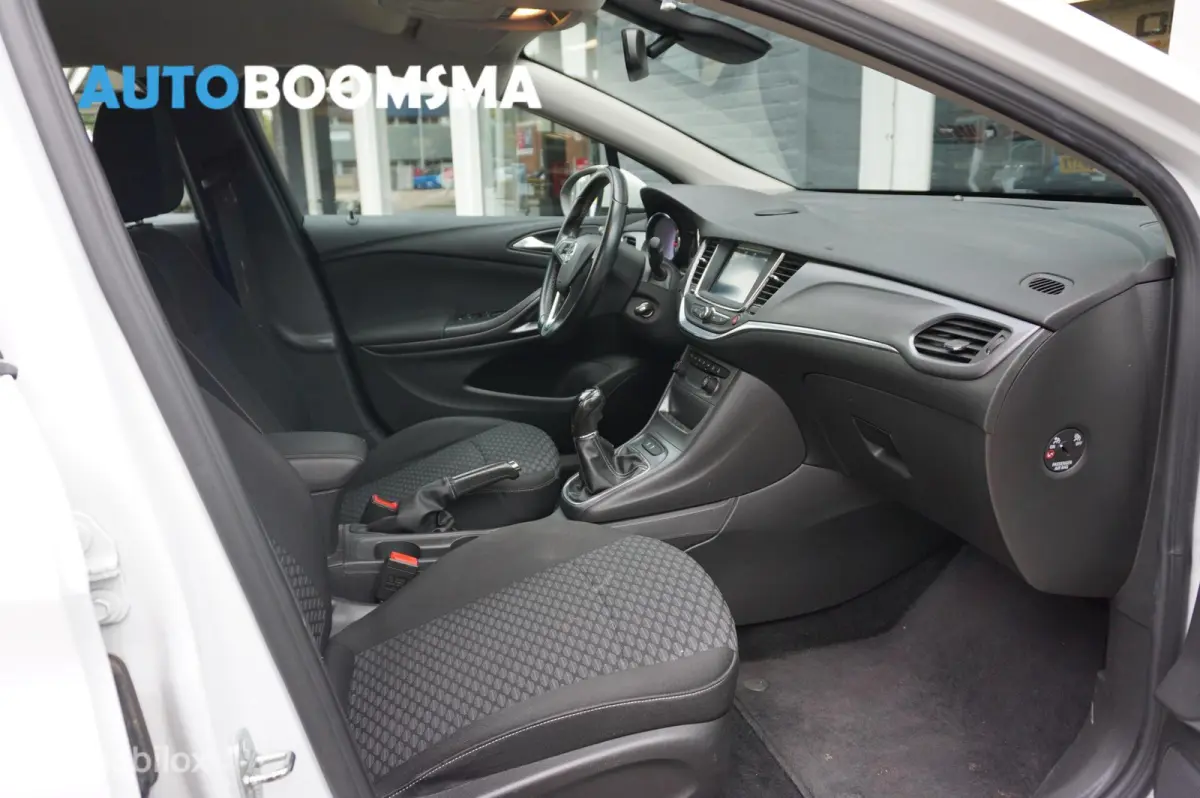 1.4 Turbo 150pk 5drs Edition Airco Cruise Trekhaak