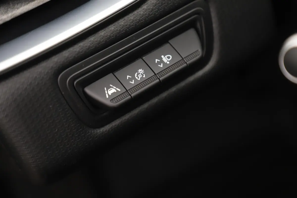 1.0 TCe Zen Trekhaak Navigatie Airco Cruise Control Rijstrooksensor LED
