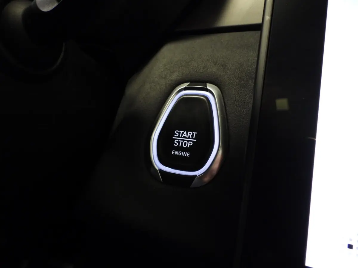 1.5 PHEV BlackEdition NAVI/360CAM/SCHUIFDAK/LED/20"LMV!