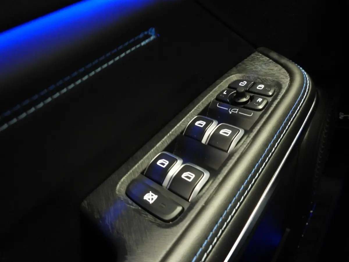 1.5 PHEV BlackEdition NAVI/360CAM/SCHUIFDAK/LED/20"LMV!