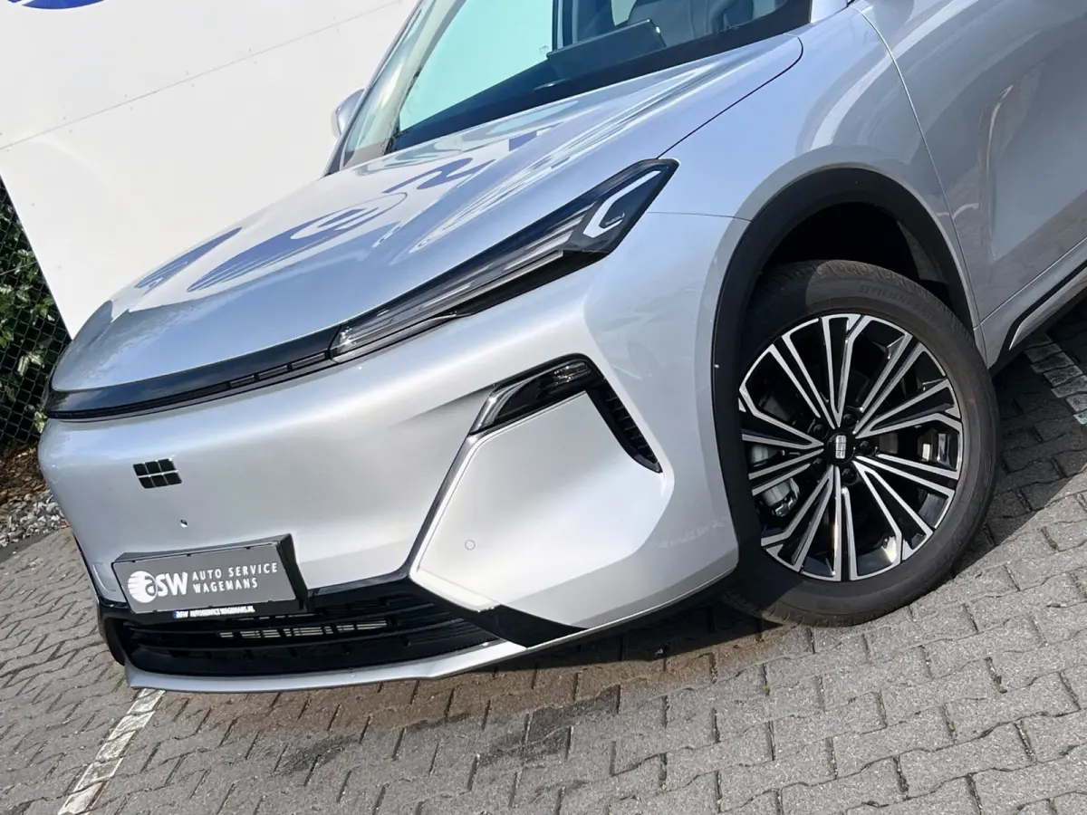 1.5 Max+ PHEV | Long Range | 8 jaar garantie | Geely Specialist | Pano