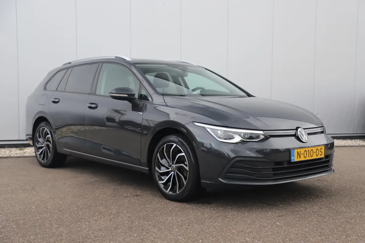 1.0 TSI Life Business 17 inch LMV ErgoComfort Stoelen Navigatie Achteruitrijcamera Carplay Android Sfeerverlichting Adaptive Cruise Clima