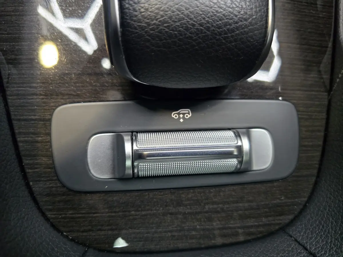 350 e 4MATIC Premium Plus Luchtvering LED Memory Leder Pano Trekhaak LM