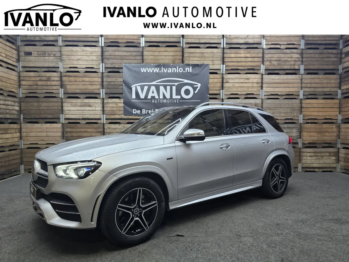 350 e 4MATIC Premium Plus Luchtvering LED Memory Leder Pano Trekhaak LM