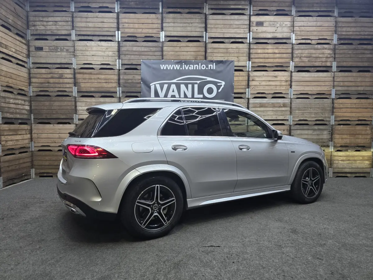 350 e 4MATIC Premium Plus Luchtvering LED Memory Leder Pano Trekhaak LM