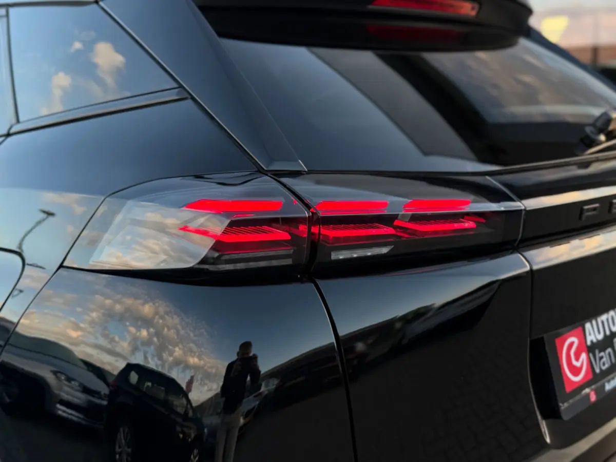 1.2 Hybrid 145PK Allure | Carplay | Rijstrooksensor