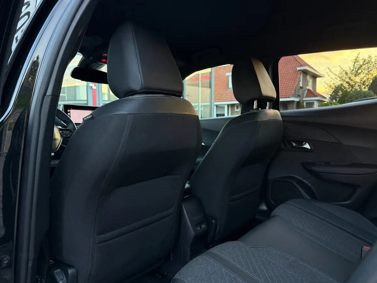 1.2 Hybrid 145PK Allure | Carplay | Rijstrooksensor