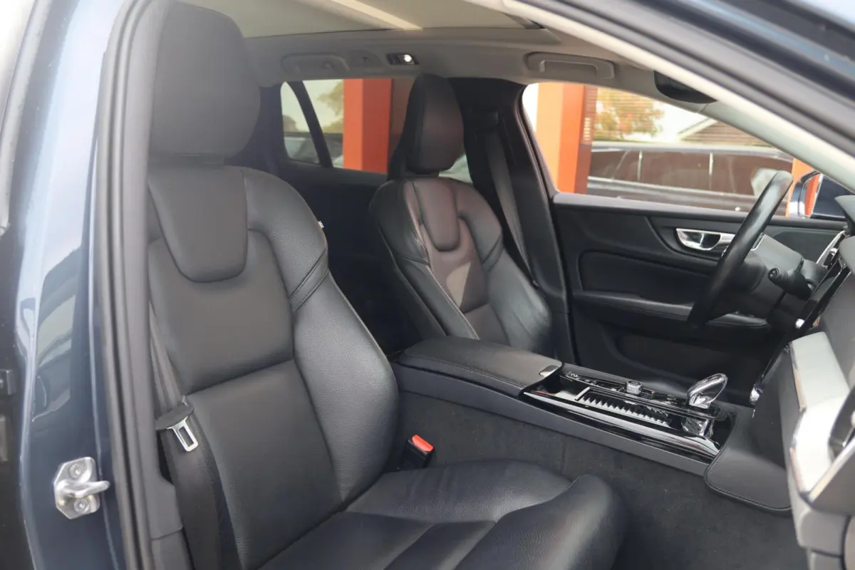 T8 Recharge AWD Inscription | Stoelverwarming | Trekhaak | Parkeercamera | Panoramadak | H/K | BLIS | Pilot Assist | Keyless
