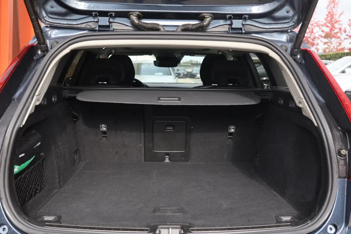 T8 Recharge AWD Inscription | Stoelverwarming | Trekhaak | Parkeercamera | Panoramadak | H/K | BLIS | Pilot Assist | Keyless