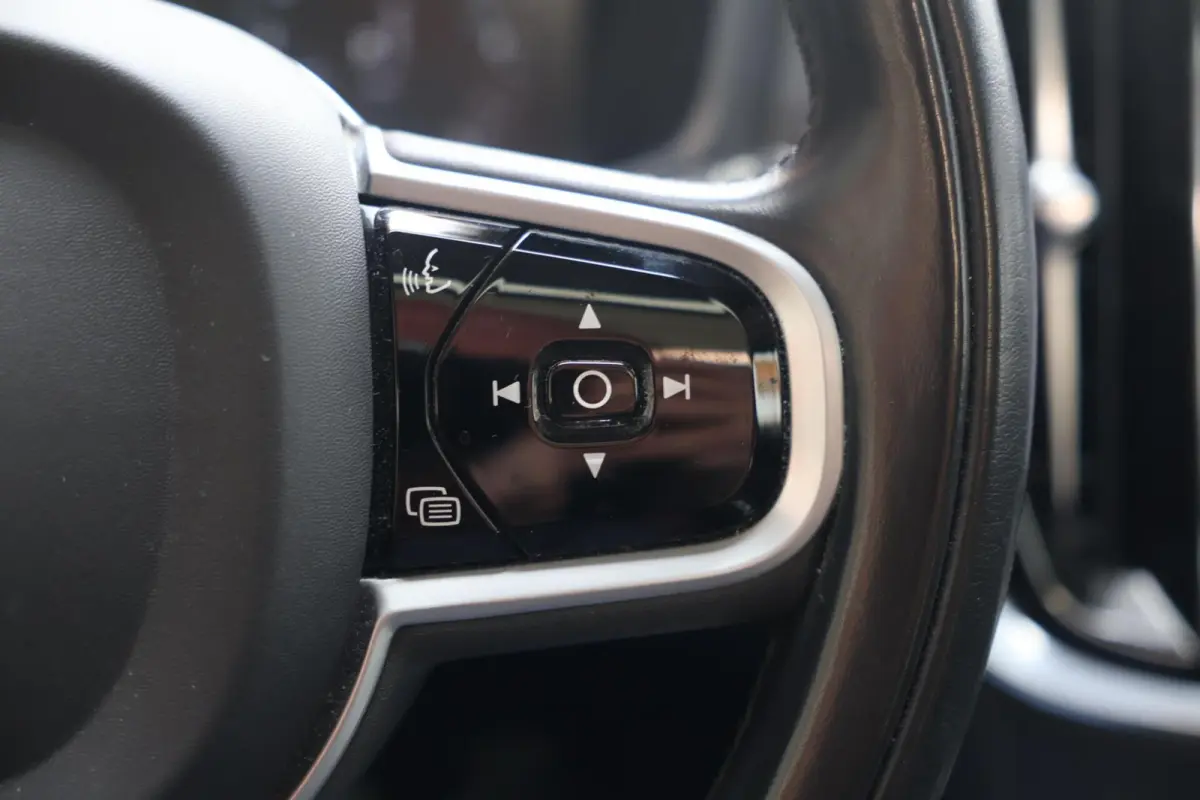 T8 Recharge AWD Inscription | Stoelverwarming | Trekhaak | Parkeercamera | Panoramadak | H/K | BLIS | Pilot Assist | Keyless