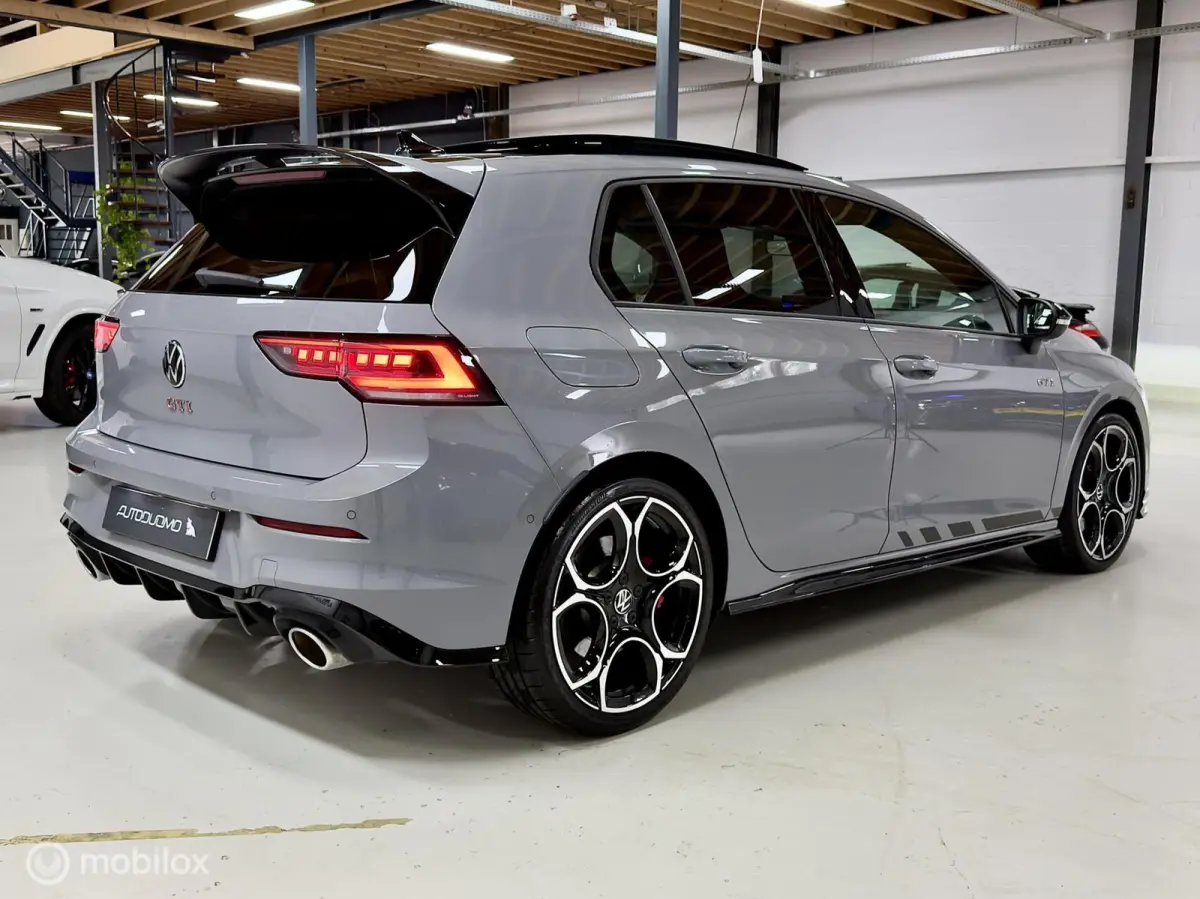 8.5 2.0 TSI GTI Clubsport | Pano | HuD | H/K | IQ | Black Style | Dodehoek | Alcantara/Leer | Camera | Stoel- & Stuurverwarming | AutoPilot | Sfeer | 301PK