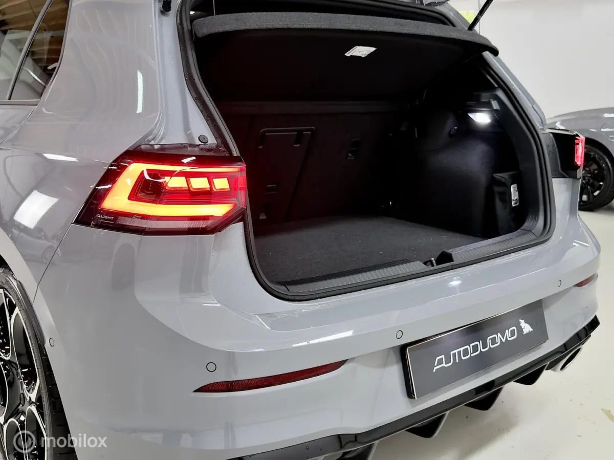 8.5 2.0 TSI GTI Clubsport | Pano | HuD | H/K | IQ | Black Style | Dodehoek | Alcantara/Leer | Camera | Stoel- & Stuurverwarming | AutoPilot | Sfeer | 301PK
